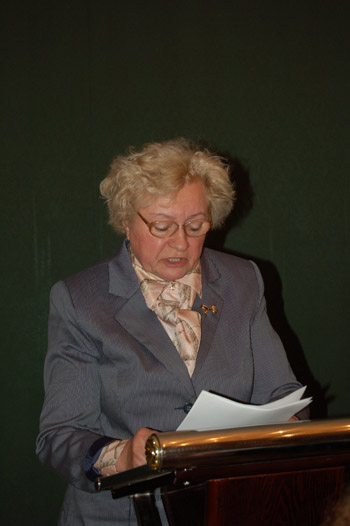 Ludmila Nikitich  la doctora de las ciencias filosficas, titular de la ctedra de la filosofa de la Universidad estatal de Mosc textil de A.N. Kosyguin.